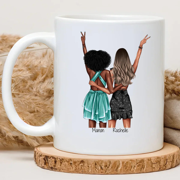 Mug Lovely friends blanc personnalisé : deux amies de dos, bras levés, avec leurs prénoms