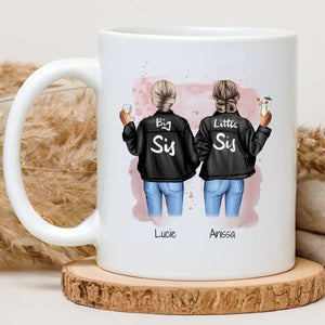 Mug sœurs personnalisé : deux sœurs de dos en veste noire Big Sis et Little Sis, prénoms sous chacune